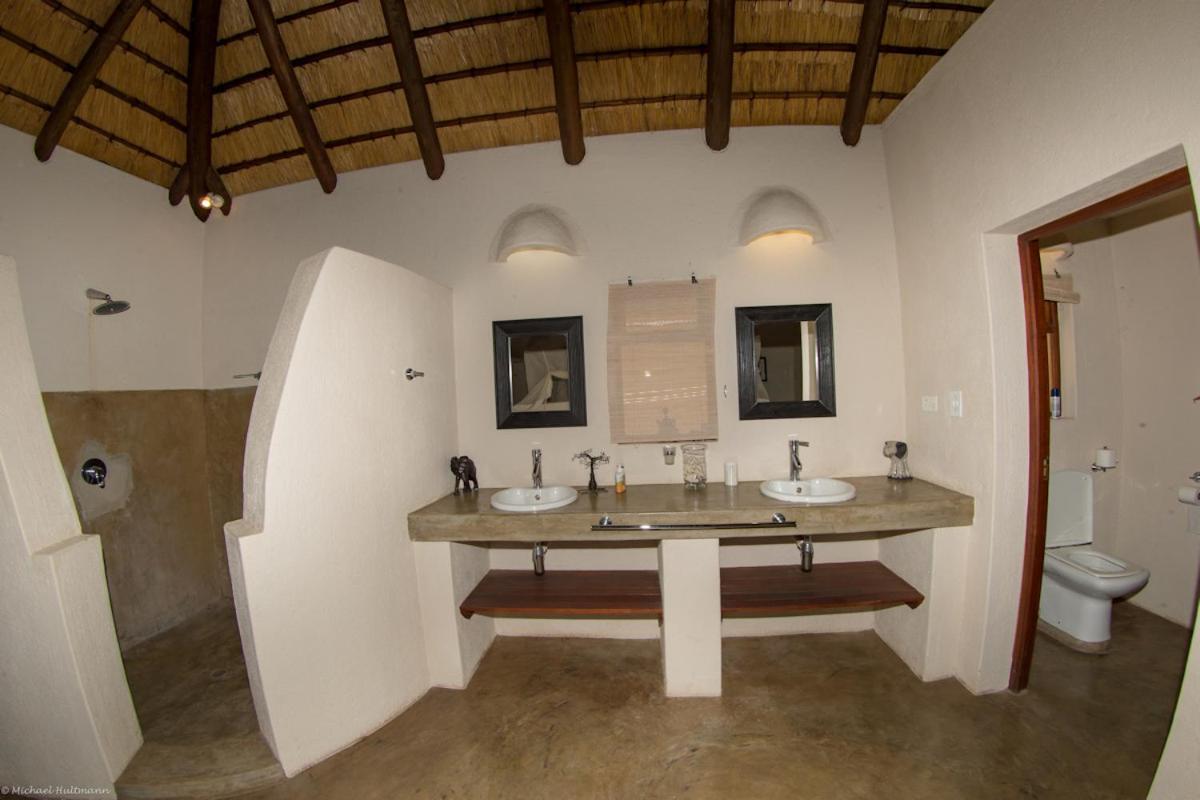 Stunning Mountain Views From A 3-Bedroom Home With Pool Hoedspruit Exteriér fotografie